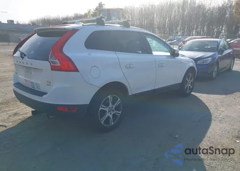 2011 Volvo Xc60 T6/T6 R-Design from USA, damaged, VIN YV4902DZXB2214008